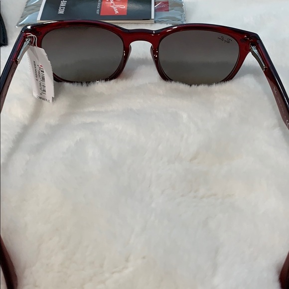 Ray-Ban 🕶 NWT - Picture 4 of 10